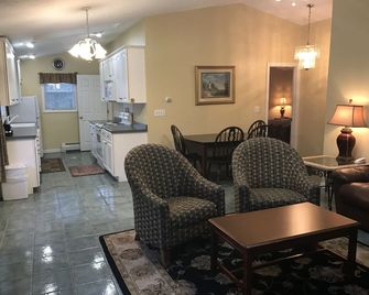 Exit 5 Resort & Condominium - Saco