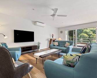 Reflection - Margaret River - Living room