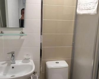 Aydin Elit Pansiyon - Aydin - Baño