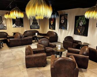 Le Royaume des Lions - Fontenay-Trésigny - Lounge