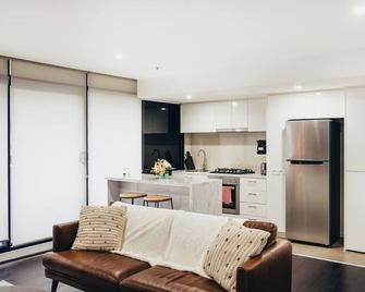 Modern Resort-style Stay near Queen Vic Market - Melbourne - Cocina