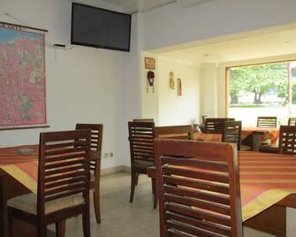 Hotel Maxim Kwitang Jakarta - Yakarta - Restaurante