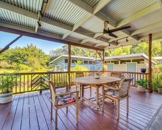 Keaau Apartment on Beautiful Acre with Pool and Deck! - Keaau - Balcony