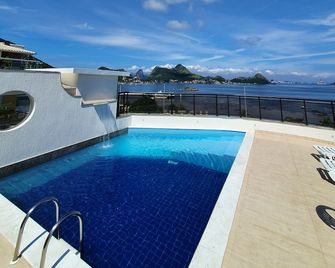 Hotel Solar do Amanhecer - Niterói - Piscine