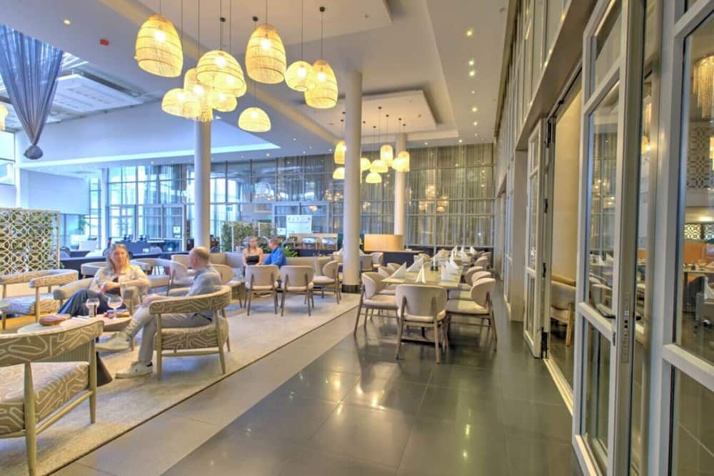 2br Executive Apartment 4min From Cape Town Cbd - كابي تاون - مطعم