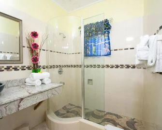 Hotel Mandeview - Mandeville