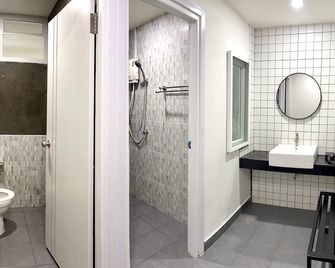 Bedter Hotel Phang Nga - Phangnga - Ванна кімната