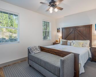 Half Dome Loft - Yosemite West - Bedroom