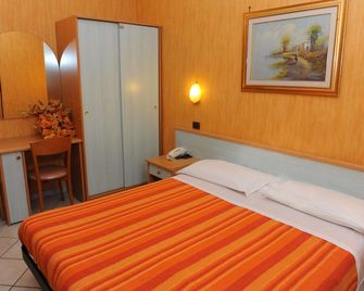 Hotel Isolabella - Bussoleno - Chambre
