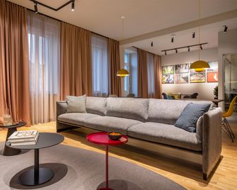 ipartment Berlin Mitte @HOME by Best Western - Berlin - Lobby