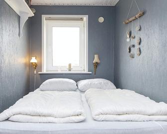 Cozy Holiday Homein Jutland With Sauna - Harboøre - Habitación
