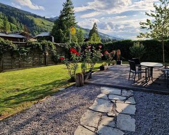 Apartment Bergleben by Interhome - Taxenbach - Patio