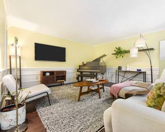 Fire Pit + Family Friendly + Great Location! - Pittsburgh - Sala de estar