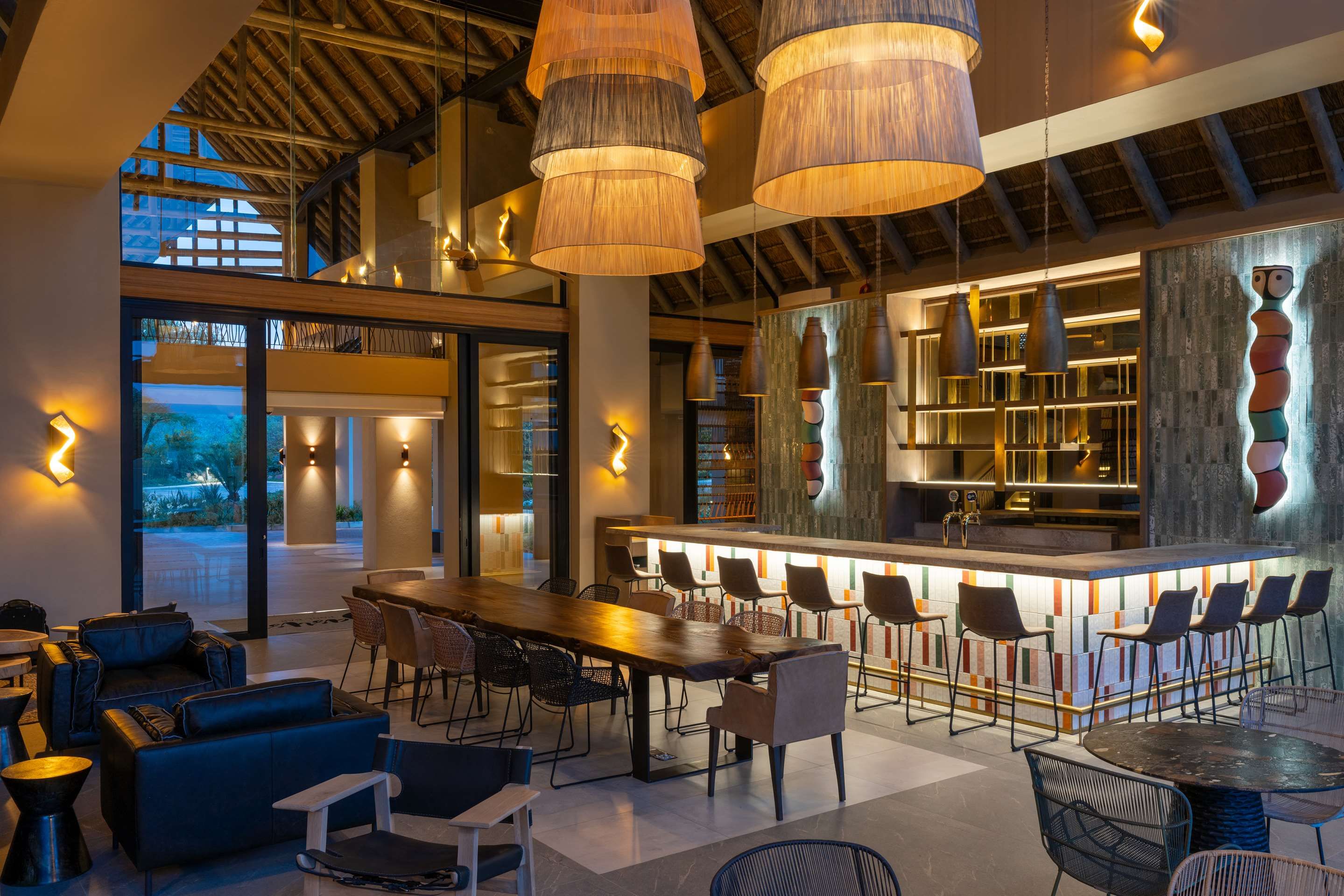 Radisson Safari Hotel Hoedspruit - הודספרוט - בר