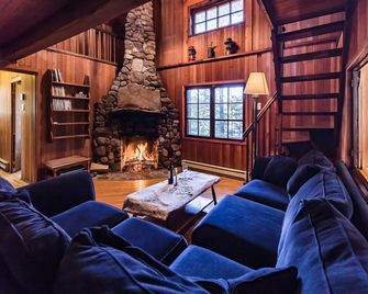 Les Chalets du Lac Grenier - Chertsey - Salon