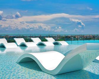 The One Umalas - North Kuta - Pool