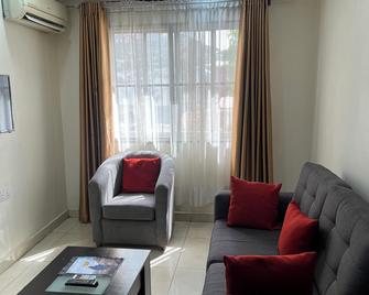 Hillside Gardens - Lagos - Sala de estar
