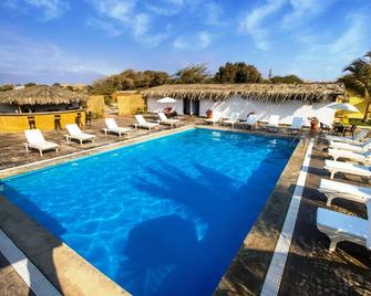 Órganos Beach Bungalows & Suites - Los Organos - Piscina