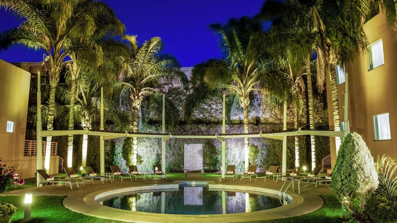 Fiesta Inn Express San Luis Potosí Oriente