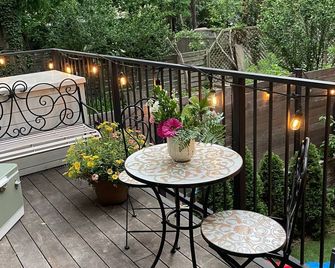 Luxury house in the most coveted part of Brooklyn- calm/minutes from Manhattan! - Brooklyn - Balkon