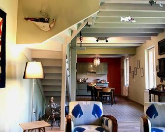 Beautiful house completely renovated 2 km from the beach of Petites Dalles - Sassetot-le-Mauconduit - Wohnzimmer
