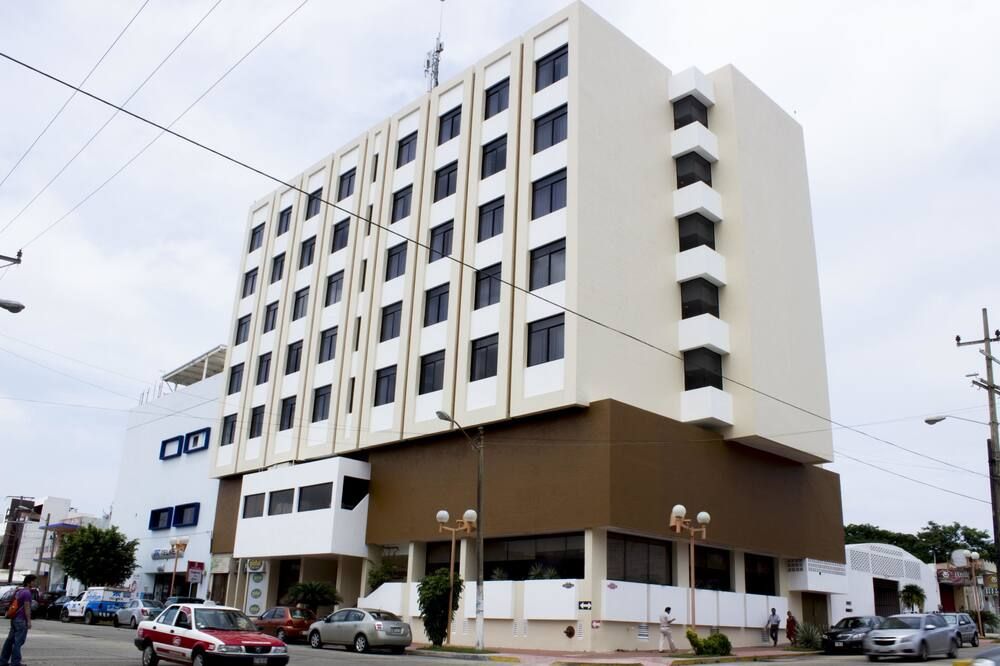 Hotel Enriquez - Coatzacoalcos - Building