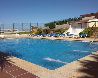 杜爾明阿多拉飯店 - 桑亨霍 - 游泳池