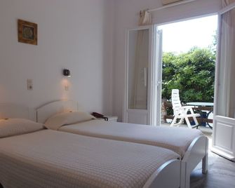 Hotel Manos - Parikia - Quarto