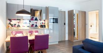 Cityroomz Edinburgh - Edinburgh - Dining room