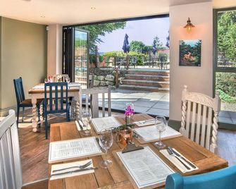 Chequers Inn - Pershore - Restaurant