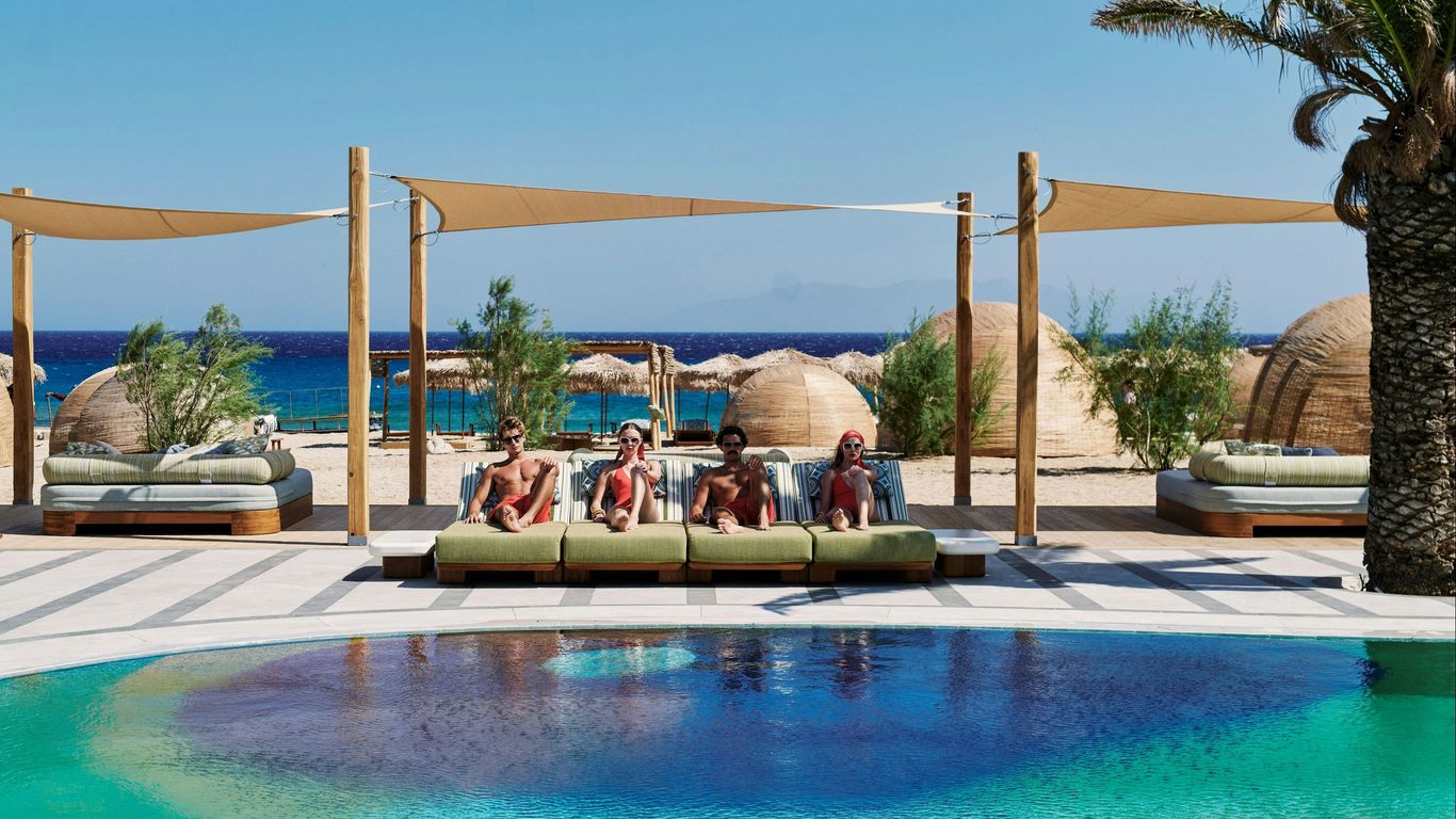 Myconian Sunrise Relais & Chateaux Hotel