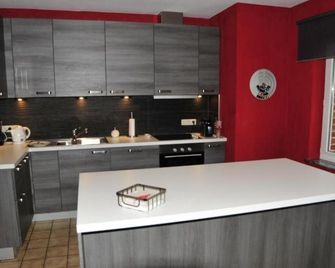 La Maison Des Artistes - Durbuy - Cocina