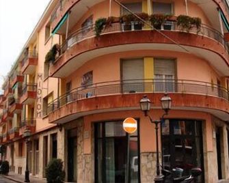Hotel Mignon - Alassio - Bygning