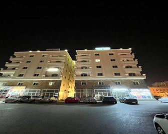 Super OYO 144 Al Tawasi Furnished Apartments - Salalah - Building