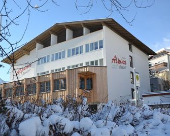 Hotel Alpina nature-wellness - Wenns - Edificio
