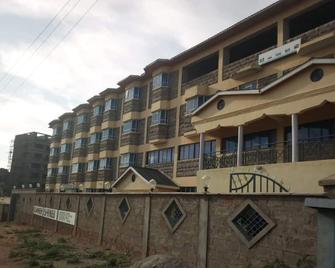 Summer Springs Hotel - Maiyuni - Edificio