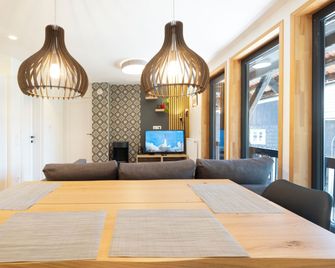 Apartments Pri Fencu - Jesenice - Comedor