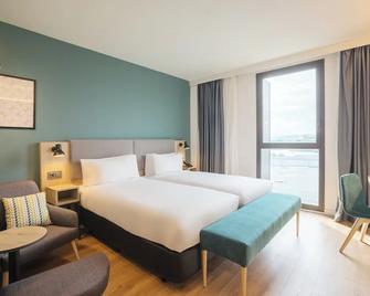 Holiday Inn Barcelona - Sant Cugat By IHG - Barcelona - Habitación