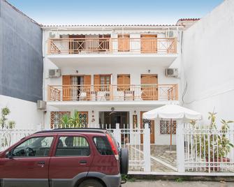 Pension Laura - Skiathos - Clădire