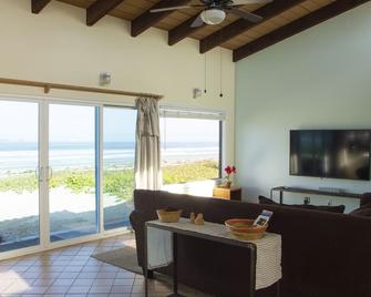 Feels-like-home but on the beach - Cabo Punta Banda - Sala de jantar