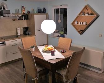 FerienHaus zur Sonne in Zislow - Your vacation on Lake Plau - Plau am See - Comedor
