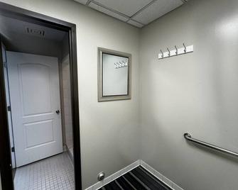 New two bedrooms - unit 11 - Birmingham - Korytarz