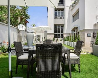 Bon Hotel Abuja - Abuja - Terasa