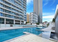 黃金海岸私人公寓- H公寓，衝浪者天堂 - 衝浪者天堂 - 游泳池