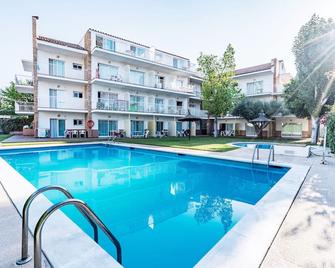 Apartamentos Sunway San Jorge - Sitges - Pool