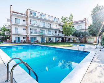 Apartamentos Sunway San Jorge - Sitges - Piscina