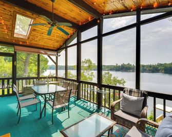 Lakefront Queensbury Home Kayaks And Boa - Queensbury - Balcone