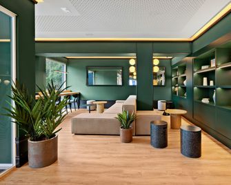 B&b Hotel Santiago Milladoiro - O Milladoiro - Lounge