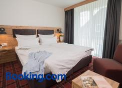 Hotel Kammerer - Sankt Georgen im Schwarzwald - Slaapkamer
