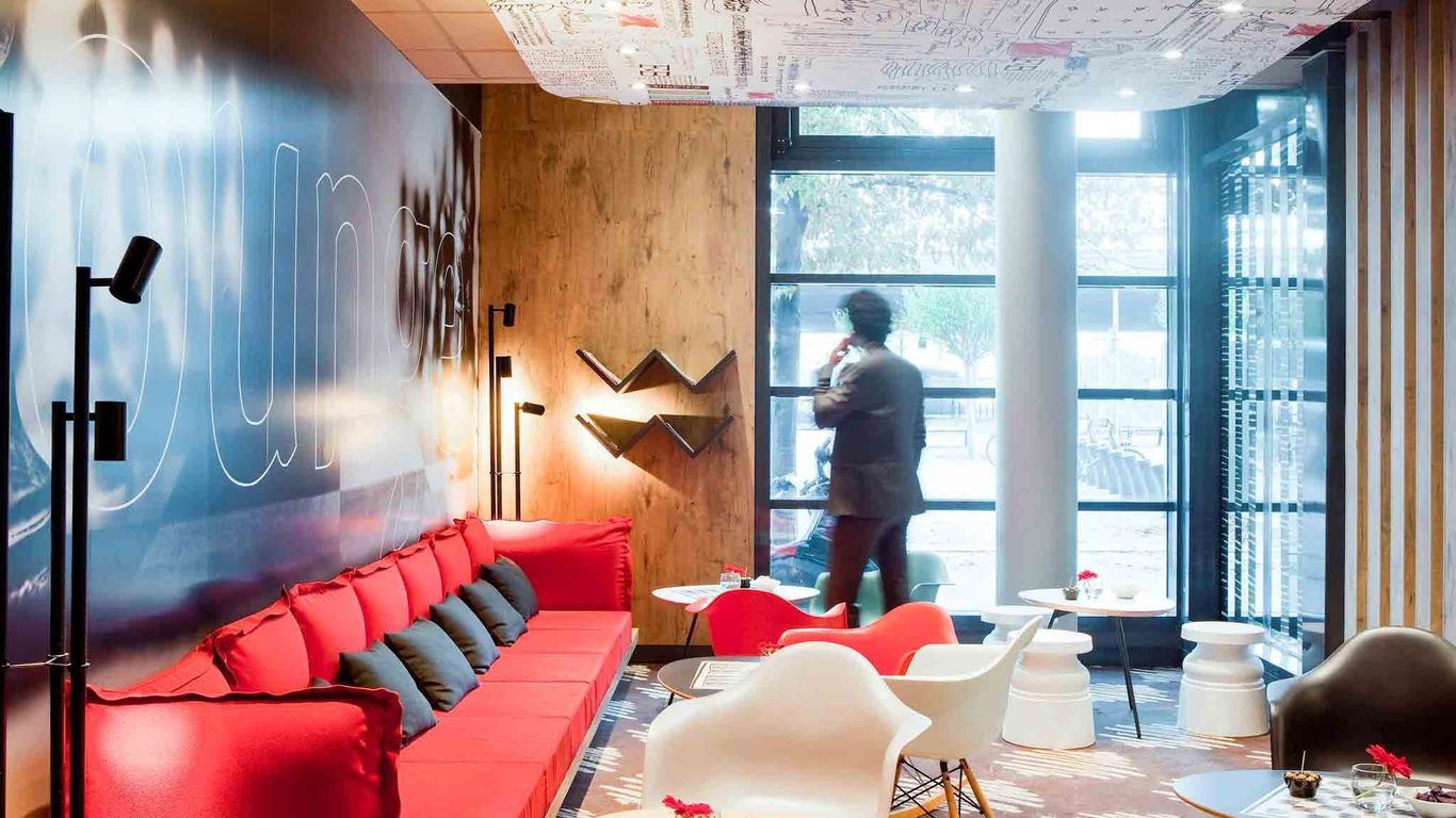 إيبيس باريس بورت دي كليشي سنتر